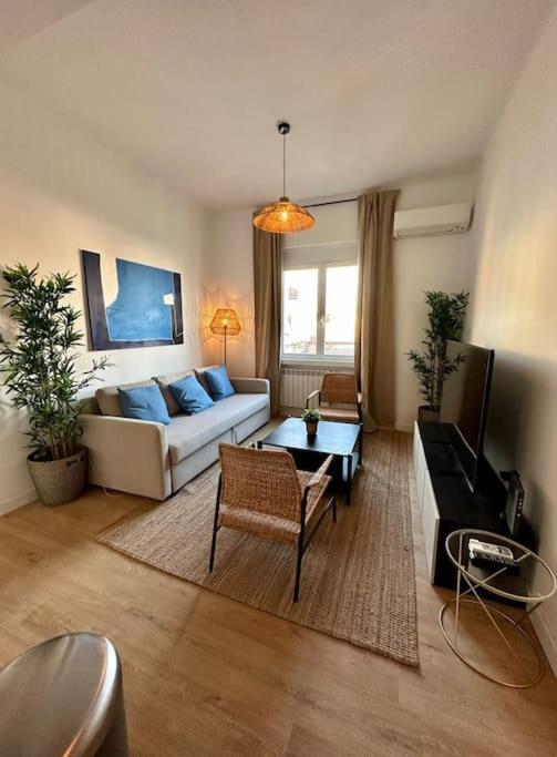 Nuevo Apt De Diseno Para 7Pax En Centro/La Latina Madrid Exterior foto